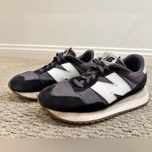 New Balance 237 Gray and Black Athletic Shoes